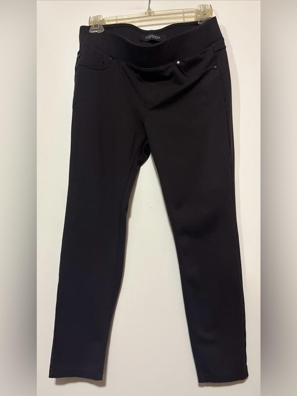 Liverpool Jeans Company Women’s Brown Capri Stretch Pants